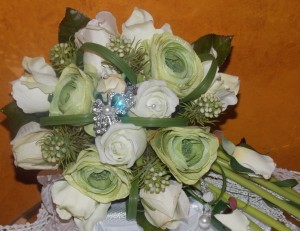 lily and rose bouquet 039